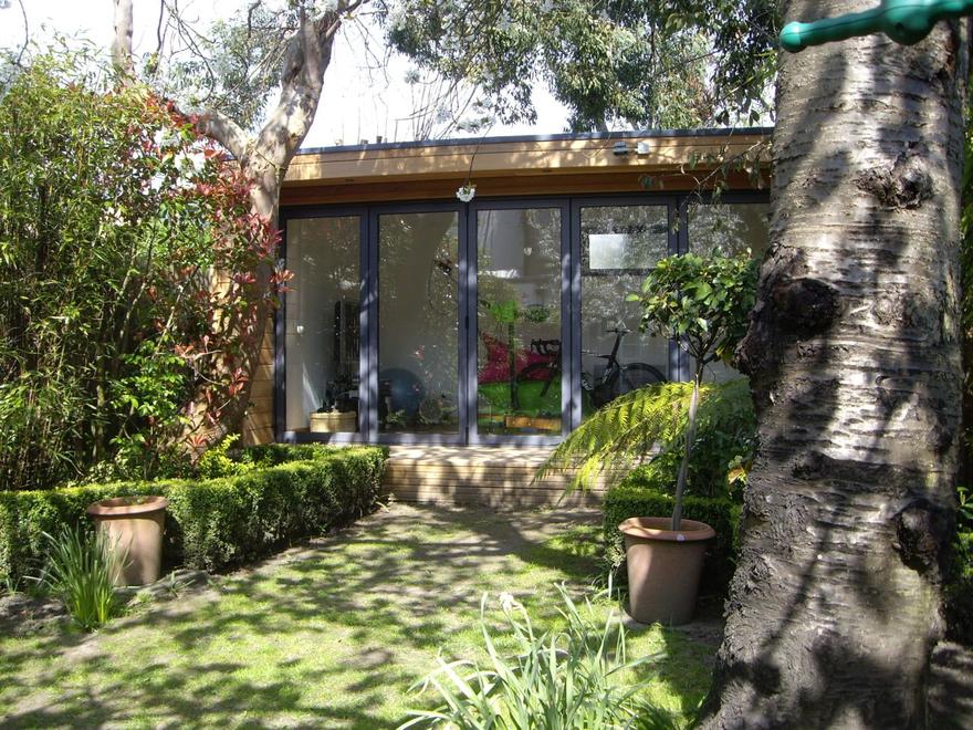 Personal Garden Gym, Outdoor Gym Buildings UK, Exercise Studios | The
